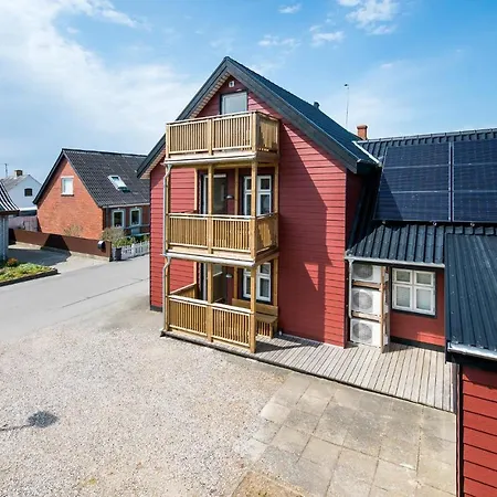 Three-bedroom In Daire