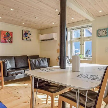 Three-bedroom In Daire *